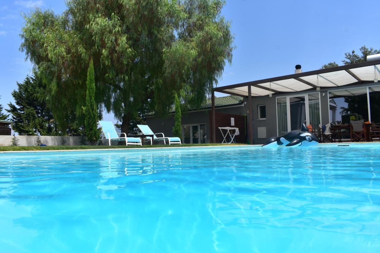 Pool Guesthouse Corinth Exterior foto